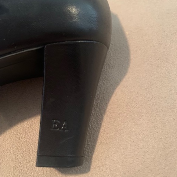 Etienne Aigner Leather Mary Jane Heel Pumps NWOT- size 6 1/2 Black - Picture 8 of 12